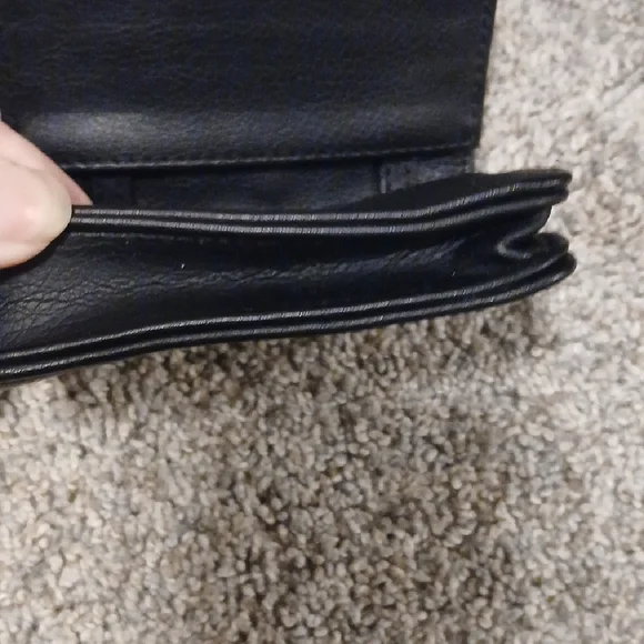 Black Leather Wallet - Picture 5 of 6